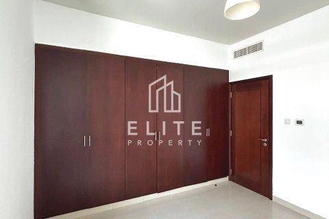 Appartement à The Views, Dubai, 2 chambres, 112 m², № 121624 - photo 4
