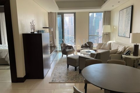 Apartment in Downtown Dubai (Downtown Burj Dubai), Dubai 1 bedroom, 76.2 sq.m. № 37303 - photo 2