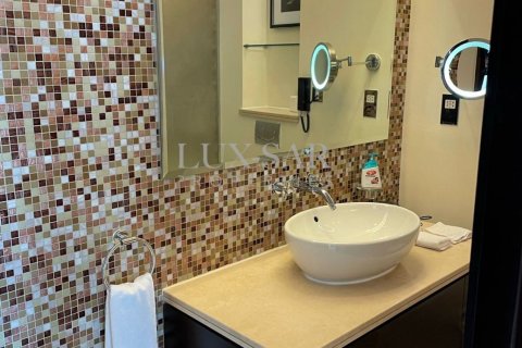 Apartment in Downtown Dubai (Downtown Burj Dubai), Dubai 1 bedroom, 76.2 sq.m. № 37303 - photo 7