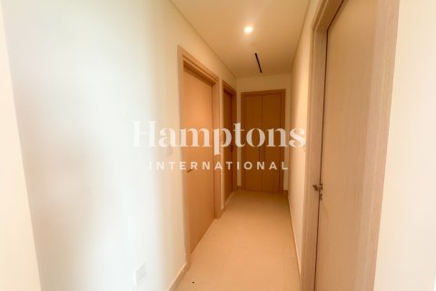 Apartment in The Views 1, The Views, Dubai 3 bedrooms, 177.53763300 sq.m. № 121172 - photo 25
