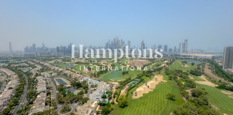 Apartment in The Views 1, The Views, Dubai 3 bedrooms, 177.538 sq.m. № 121172