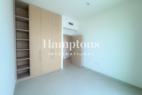 Apartment in The Views 1, The Views, Dubai 3 bedrooms, 177.53763300 sq.m. № 121172 - photo 2