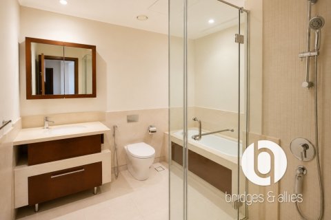 Apartment in Downtown Dubai (Downtown Burj Dubai), Dubai 1 bedroom, 98 sq.m. № 121170 - photo 13