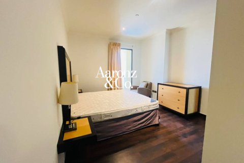Apartment in Jumeirah Beach Residence, Dubai 3 bedrooms, 198 sq.m. № 121166 - photo 3