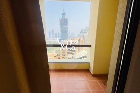 Apartment in Jumeirah Beach Residence, Dubai 3 bedrooms, 198 sq.m. № 121166 - photo 14