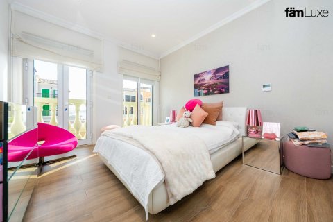 فيلا في دبي 3 غرف نوم, 356.4 م² رقم 64429 - صورة 19