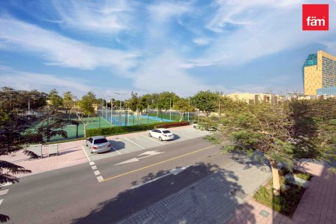 Villa en Al Barsha, Dubai, 4 dormitorios, 354 m², № 95416 - foto 13