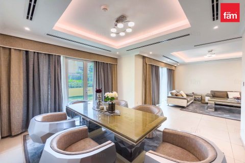 Villa en Al Barsha, Dubai, 4 dormitorios, 354 m², № 95416 - foto 17