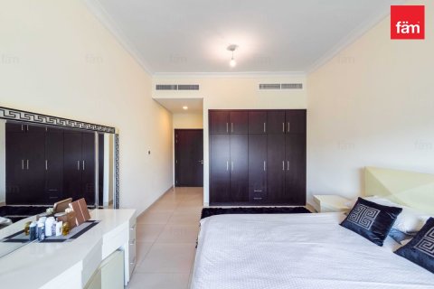 Villa en Al Barsha, Dubai, 4 dormitorios, 354 m², № 95416 - foto 11