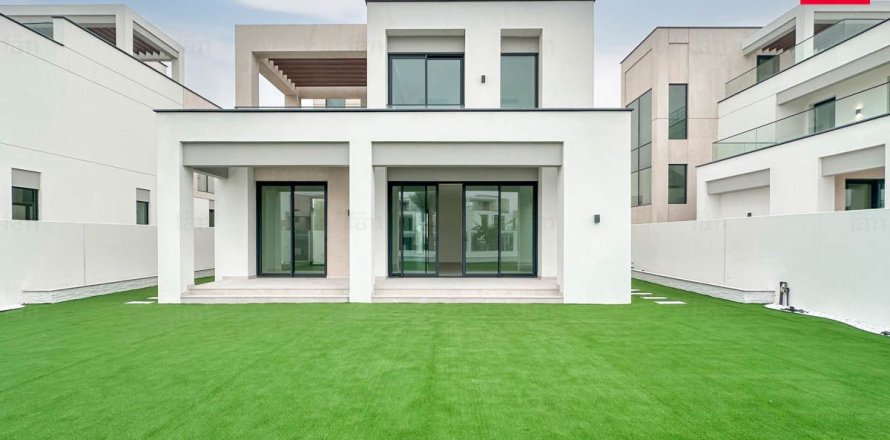 Villa in Dubai 4 bedrooms, 583.5 sq.m. № 95415