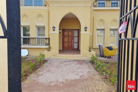 Villa en Al Barsha, Dubai, 5 dormitorios, 735.8 m², № 95418 - foto 9