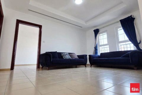 Villa en Al Barsha, Dubai, 5 dormitorios, 735.8 m², № 95418 - foto 13