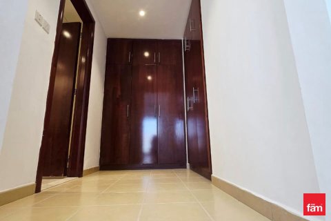 Villa en Al Barsha, Dubai, 5 dormitorios, 735.8 m², № 95418 - foto 8