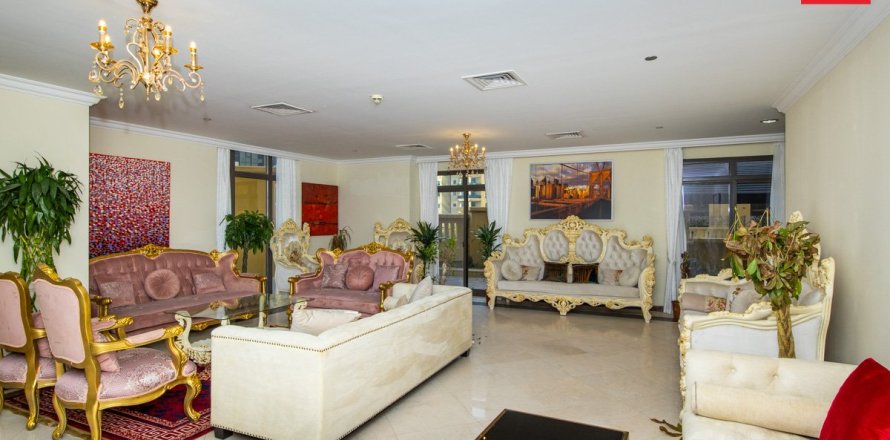 Apartment in Dubai 4 bedrooms, 524.3 sq.m. № 53171