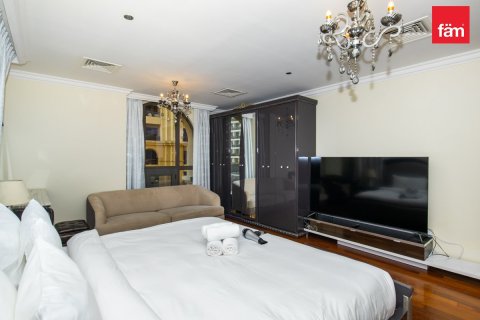 Apartment in Dubai 4 bedrooms, 524.3 sq.m. № 53171 - photo 14