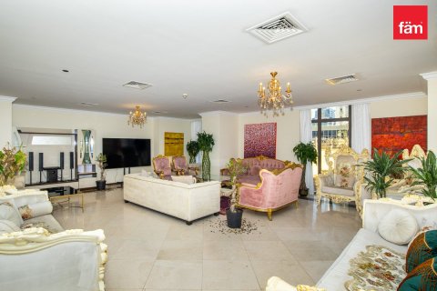 Apartment in Dubai 4 bedrooms, 524.3 sq.m. № 53171 - photo 24