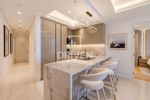 Apartment in The Address Sky View Towers, Downtown Dubai (Downtown Burj Dubai), Dubai 1 bedroom, 107.49 sq.m. № 126630 - photo 6