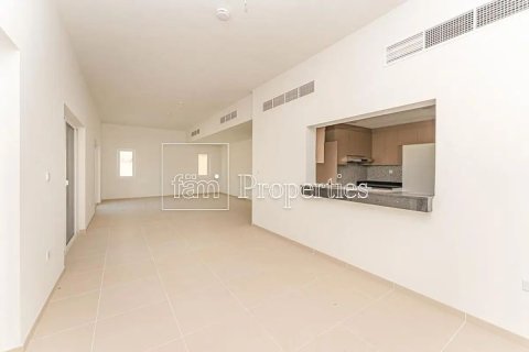 Вилла в Дубае, 5 спален, 450м², № 112985
