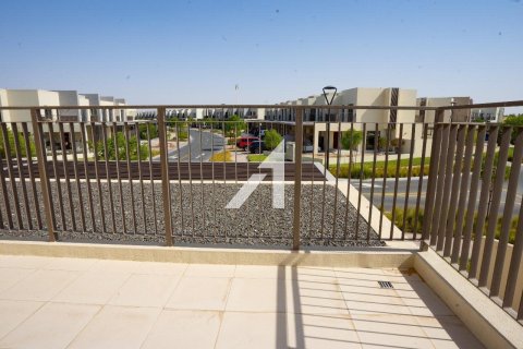 Снять в аренду таунхаус в Дубае: 3 спальни, 129.9м², № 70941 - фото 27