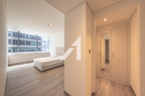 Снять в аренду квартиру в Дубае: 2 спальни, 158.1м², № 70945 - фото 18