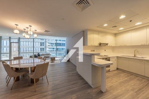 Снять в аренду квартиру в Дубае: 2 спальни, 158.1м², № 70945 - фото 10