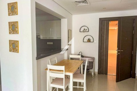 Снять в аренду квартиру в Silverene, Дубай Марина, Дубай: 2 спальни, 102.7м², № 70942 - фото 2