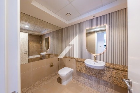 Apartamento en Dubai, 2 dormitorios, 154.4 m², № 70946 - foto 3