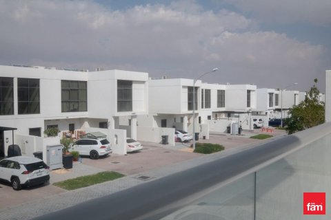 Adosado en Dubai, 3 dormitorios, 151.8 m², № 83487 - foto 17