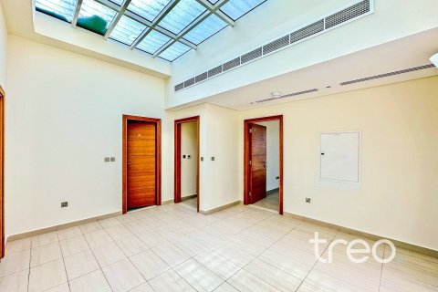 فيلا في Legacy, Jumeirah Park, دبي 4 غرف نوم, 386.2 م² رقم 119358 - صورة 10