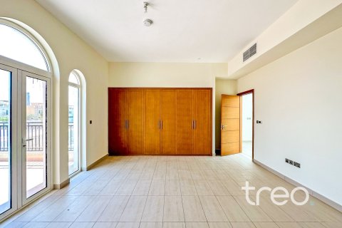 فيلا في Legacy, Jumeirah Park, دبي 4 غرف نوم, 386.2 م² رقم 119358 - صورة 9
