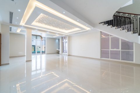 Maison de ville à Nadd Al Sheba, Dubai, 6 chambres, 930 m², № 100366 - photo 2