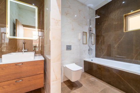 Maison de ville à Nadd Al Sheba, Dubai, 6 chambres, 930 m², № 100366 - photo 16