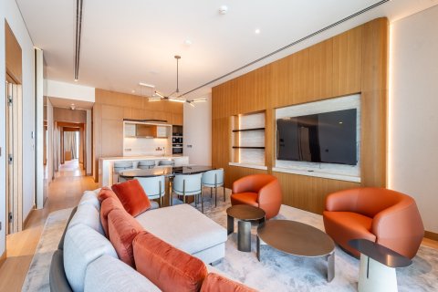 Apartment in Jumeirah, Dubai 3 bedrooms, 262 sq.m. № 100370 - photo 3