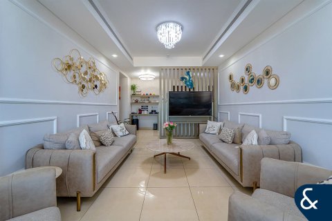 Apartamento en Living Legends, Dubai, 3 dormitorios, 168 m², № 78683 - foto 5