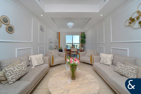 Apartamento en Living Legends, Dubai, 3 dormitorios, 168 m², № 78683 - foto 3