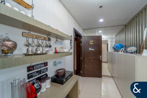 Apartamento en Living Legends, Dubai, 3 dormitorios, 168 m², № 78683 - foto 7