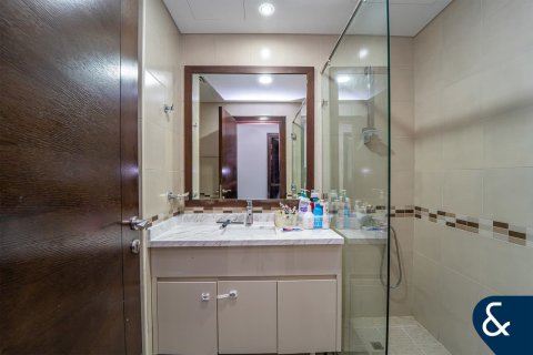Apartamento en Living Legends, Dubai, 3 dormitorios, 168 m², № 78683 - foto 2