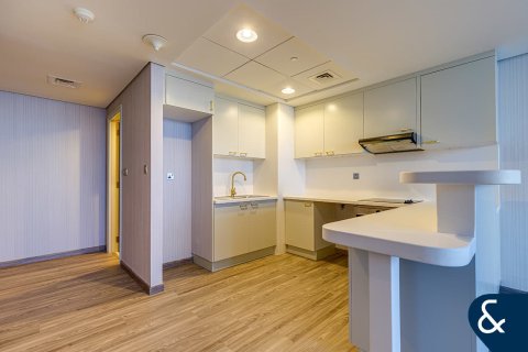 Apartamento en DIFC, Dubai, 1 dormitorio, 75 m², № 78686 - foto 8