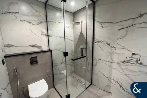 Apartamento en Business Bay, Dubai, 1 dormitorio, 90 m², № 78684 - foto 11