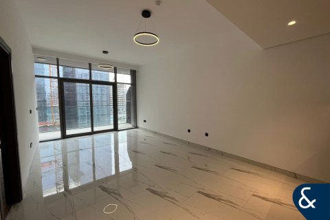 Apartamento en Business Bay, Dubai, 1 dormitorio, 90 m², № 78684 - foto 2