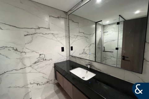 Apartamento en Business Bay, Dubai, 1 dormitorio, 90 m², № 78684 - foto 12