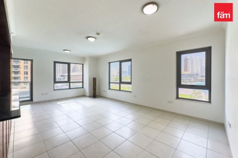 Снять в аренду квартиру в Даунтаун Дубай (Даунтаун Бурдж Дубай), Дубай: 2 спальни, 133.3м², № 90667 - фото 3