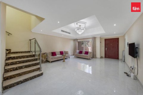 Вилла в Дубае, 2 спальни, 195.1м², № 139199