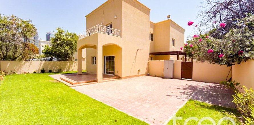 Villa en Meadows, Dubai, 4 dormitorios, 568.57 m², № 119785