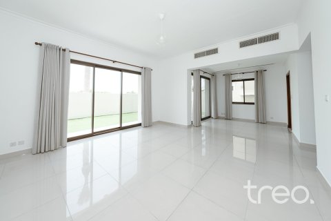 Villa in Samara, Arabian Ranches 2, Dubai 4 bedrooms, 299.61 sq.m. № 119789 - photo 2