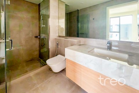 Снять в аренду таунхаус в Дубае: 4 спальни, 339.56м², № 119791 - фото 13