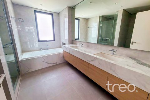 Снять в аренду таунхаус в Дубае: 4 спальни, 339.56м², № 119791 - фото 16