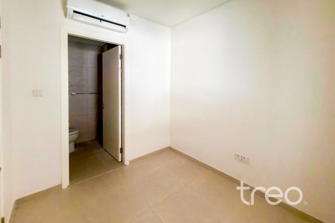 Снять в аренду таунхаус в Дубае: 4 спальни, 339.56м², № 119791 - фото 18