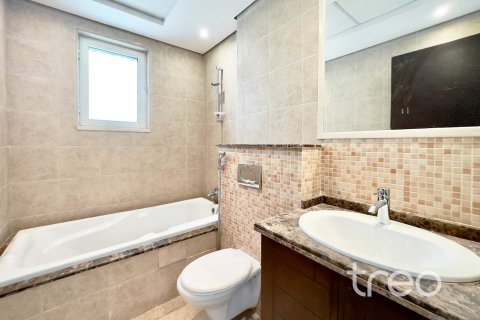 Villa à Jumeirah Park, Dubai, 3 chambres, 284.56 m², № 119786 - photo 6