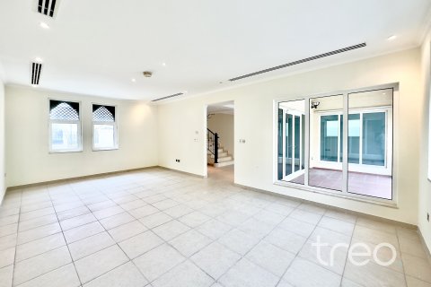 Villa à Jumeirah Park, Dubai, 3 chambres, 284.56 m², № 119786 - photo 9